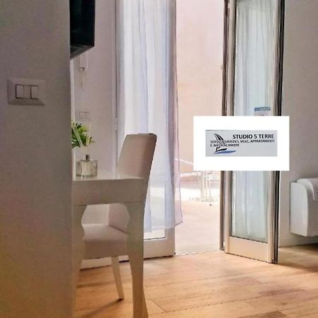 Апартаменти Residenza Solferino Корнілья Екстер'єр фото