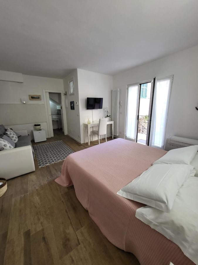 Апартаменти Residenza Solferino Корнілья Екстер'єр фото